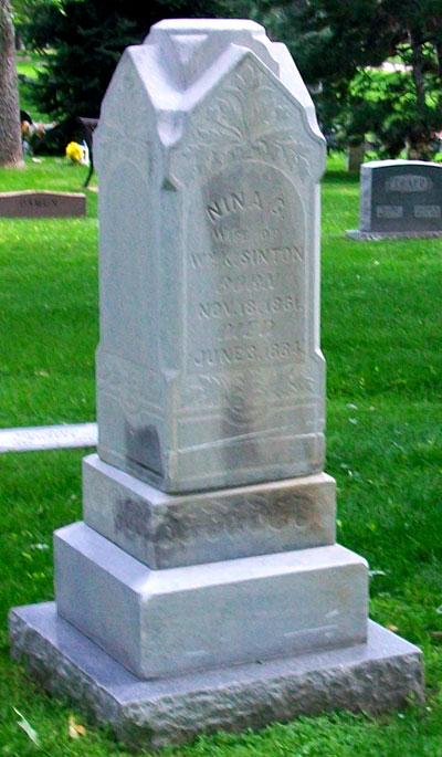 Headstone of Nina Jane Sinton (n&eacute;e Groom) 1861 - 1884