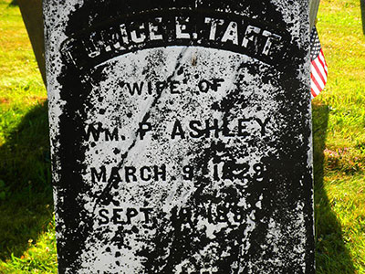 Headstone of Eunice Elizabeth Ashley (n&eacute;e Taft) 1829 - 1893